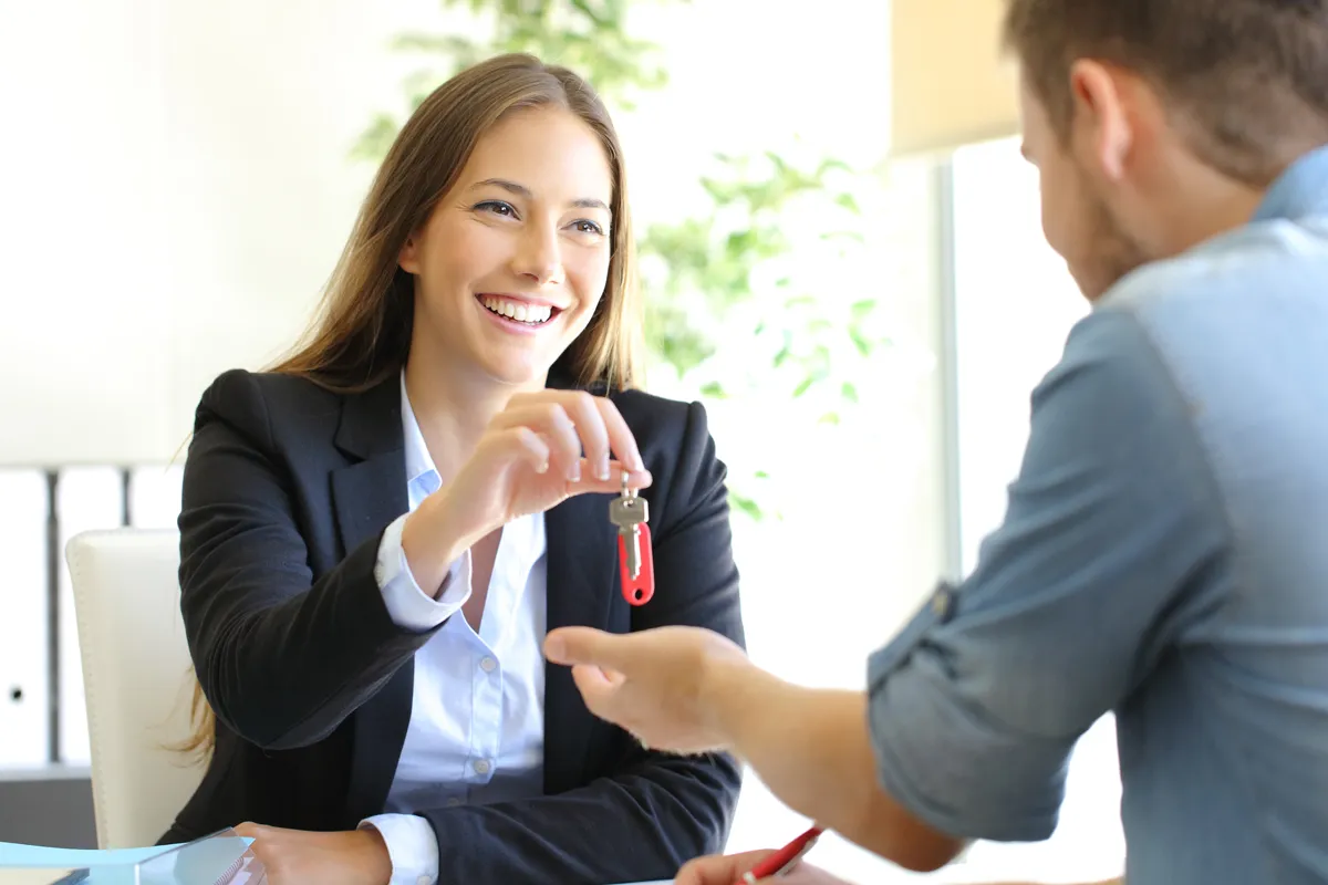 Prepare Your Clients for a Smooth Closing Day